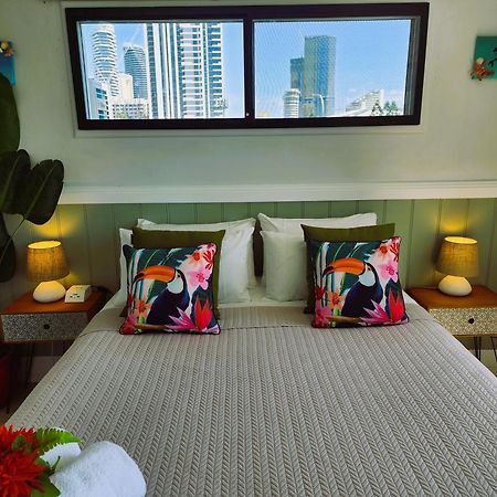 Broadbeach, Stylish Apartment Close To Everything Gold Coast Eksteriør bilde