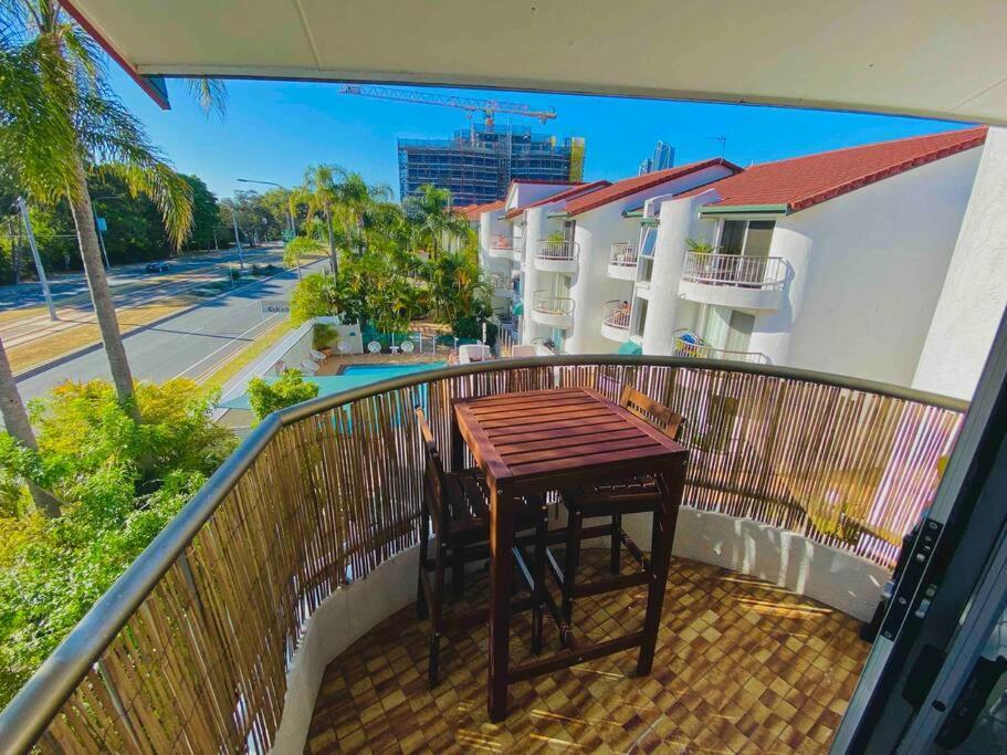 Broadbeach, Stylish Apartment Close To Everything Gold Coast Eksteriør bilde
